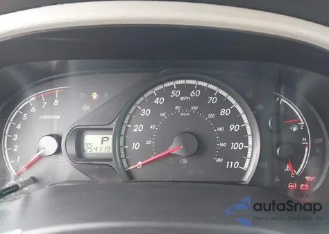 2011 Toyota Sienna Le V6 from USA, damaged, VIN 5TDKK3DC4BS115497